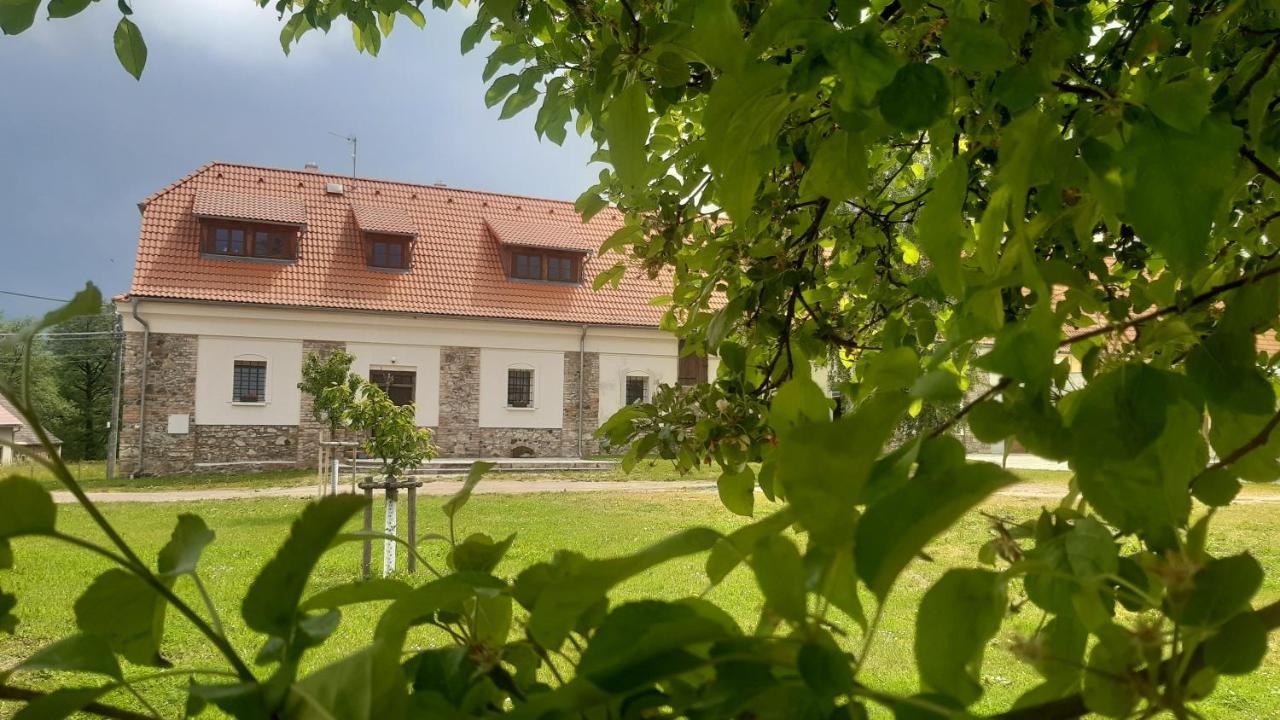 Korn-Hof Aparthotel Kornatice Exterior foto