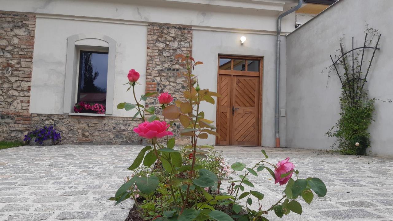 Korn-Hof Aparthotel Kornatice Exterior foto